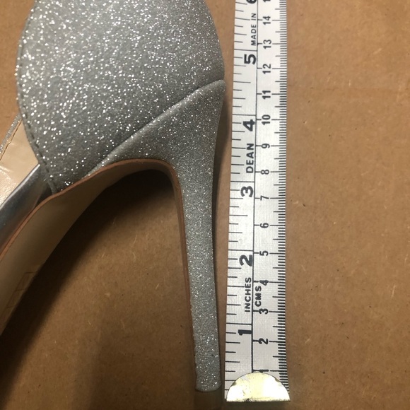Nine West 7M Glitter Silver High heel shoe Brand New without tags Excellent - Picture 11 of 12